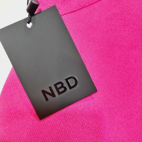 NBD Tia Tie Back Top in Fuchsia Small - Picture 3 of 9